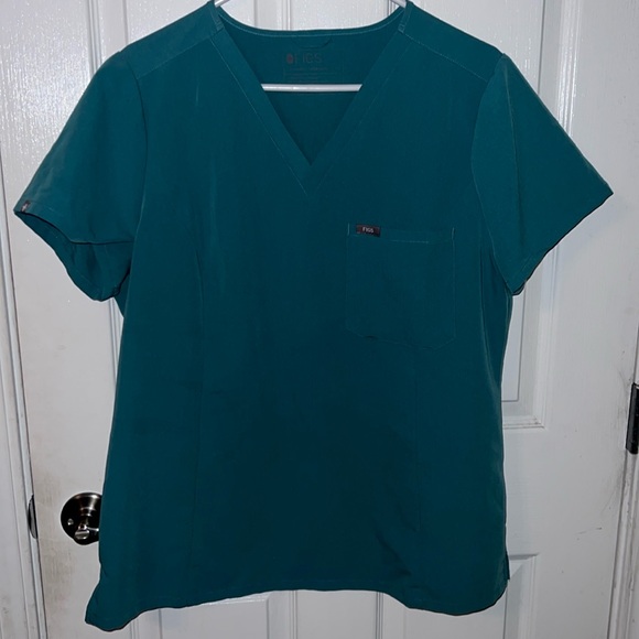 XL scrubs - Picture 1 of 3